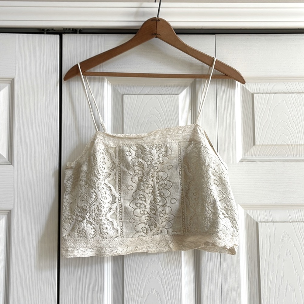 American eagle white lace crop top size L